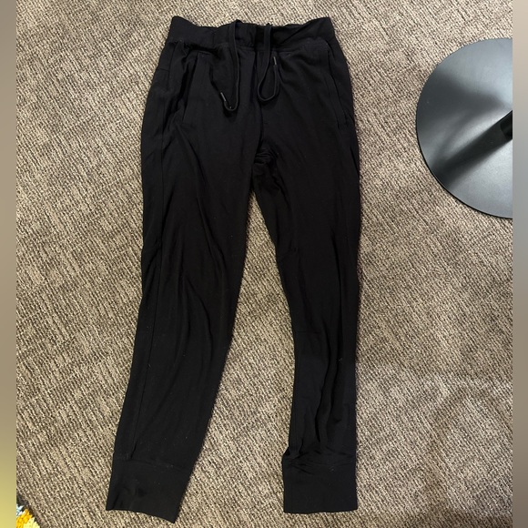 Lululemon pants, black, size large - Picture 2 of 5